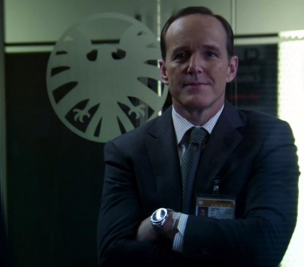 Agents of S.H.I.E.L.D. "Pilot": Tahiti is a magical place.
