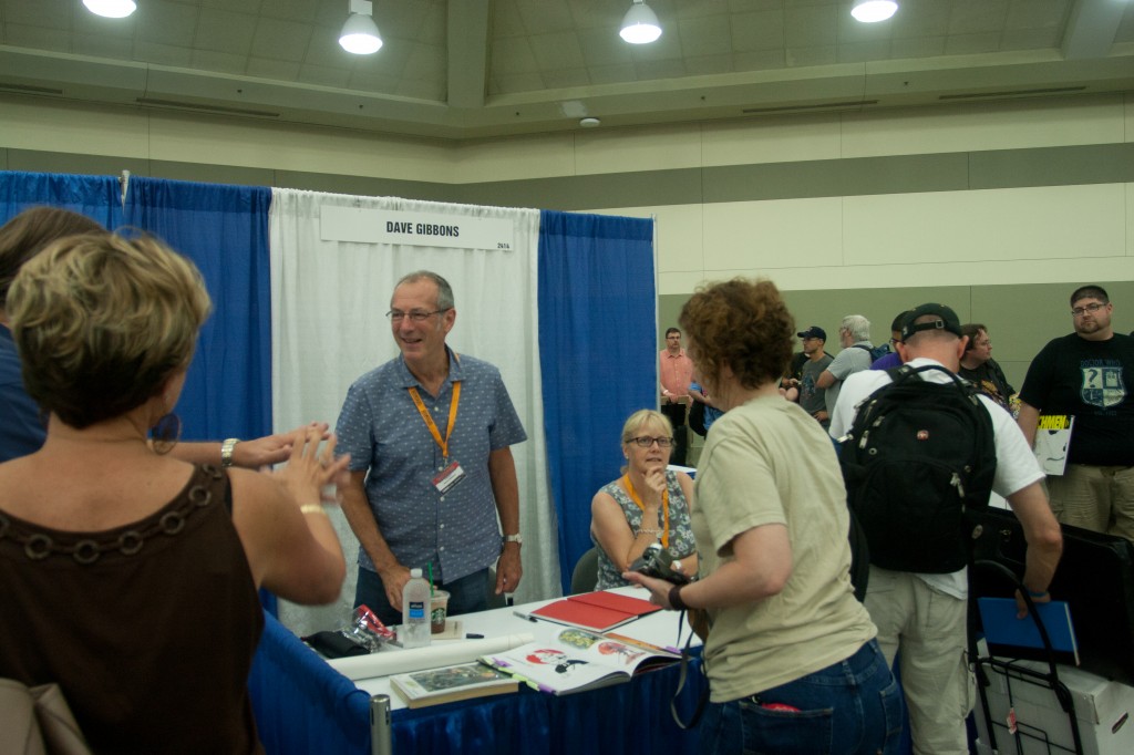 Dave Gibbons chats with fans