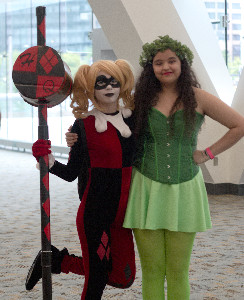 Young Poison Ivy and Harley Quinn